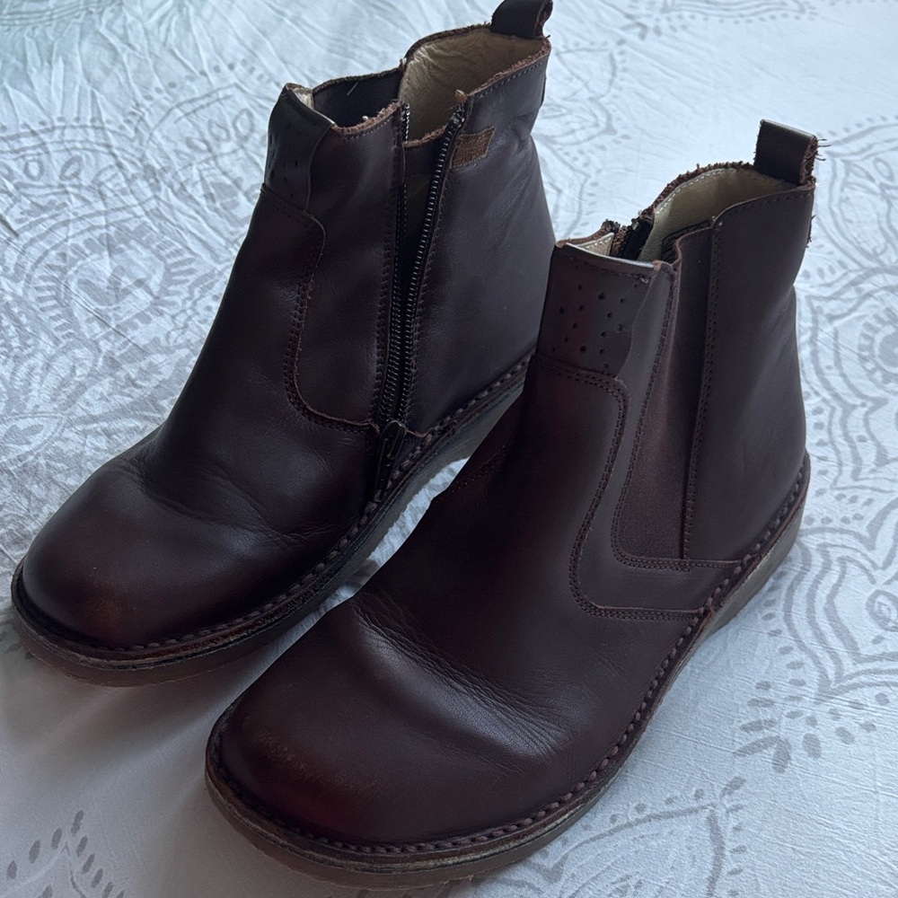 Kids  Dark Brown Leather Zip Boots